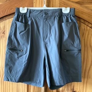 Mens Woda Gray nylon flat front chino cargo Bermuda shorts size M